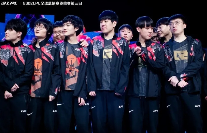 了魔咒的延 了魔咒的延