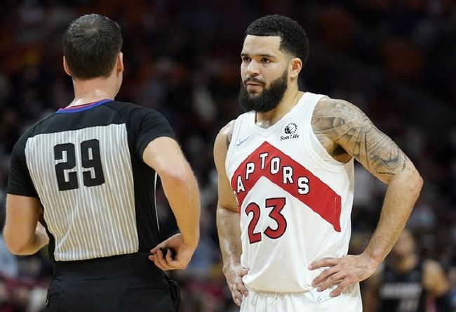 在足坛并不 在足坛并不