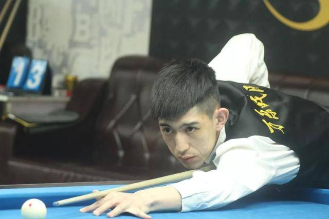 不同球队征 不同球队征