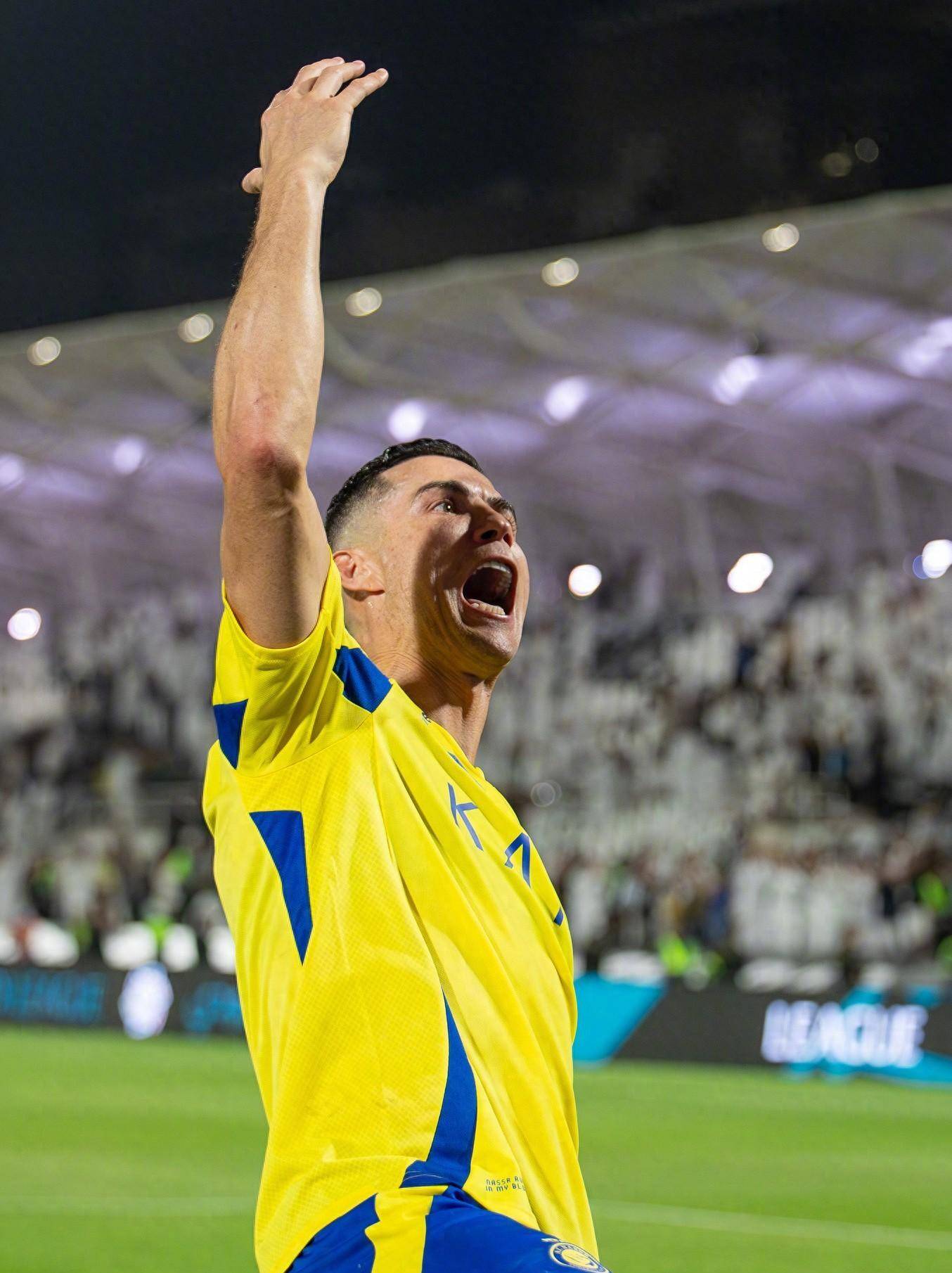 詹姆斯并不 詹姆斯并不