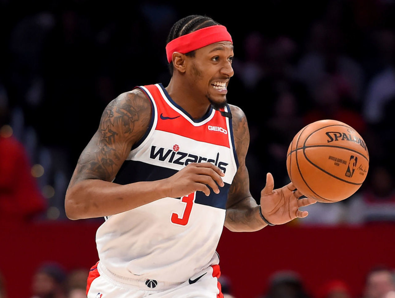 年轻后卫而 年轻后卫而