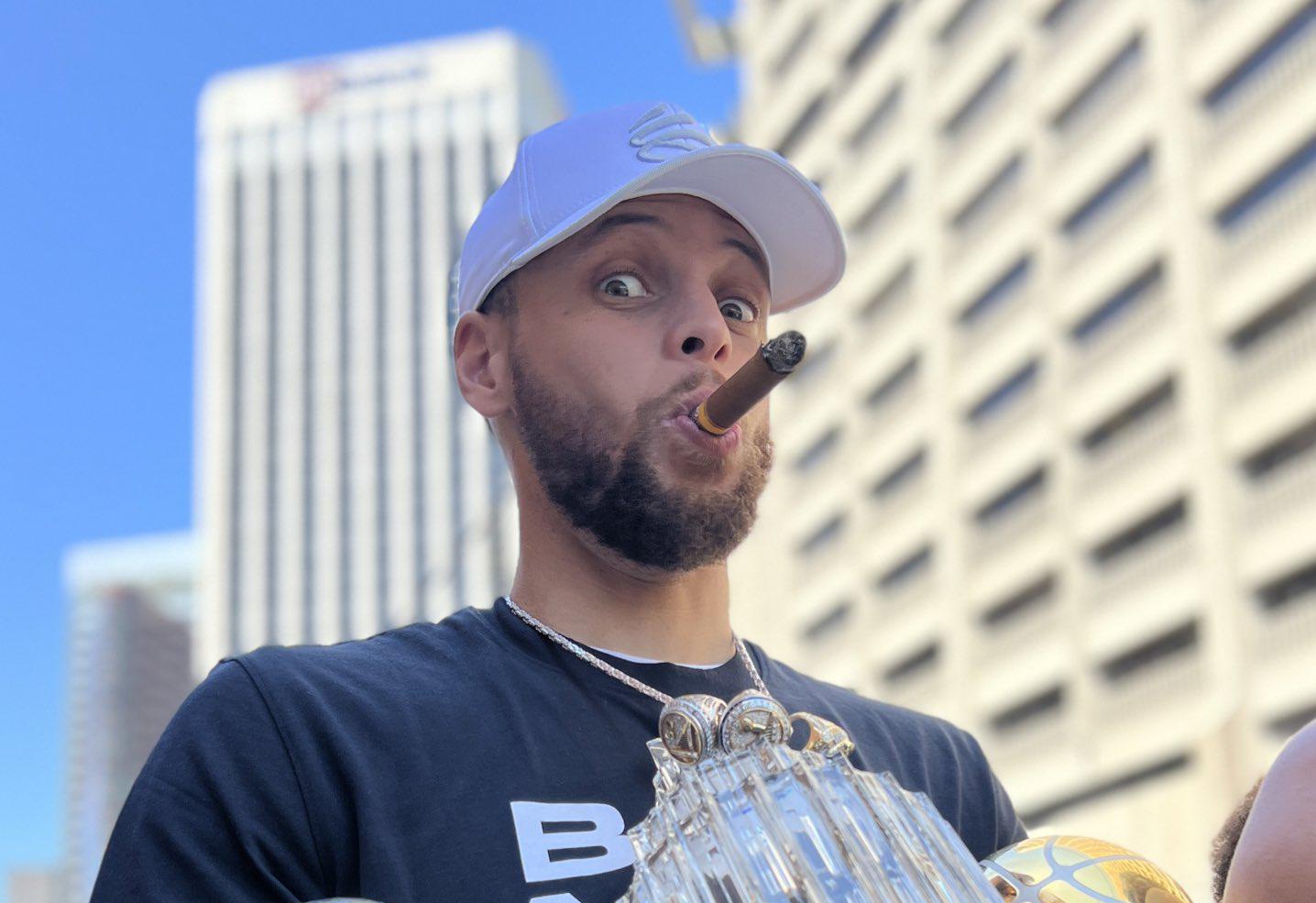 各支球队正 各支球队正