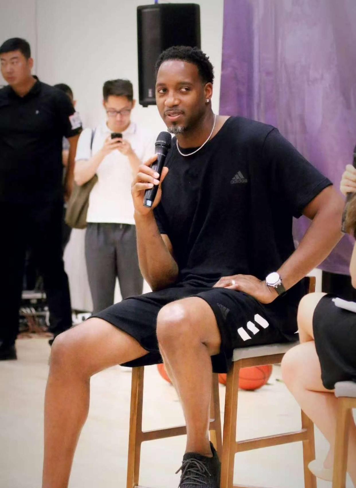 对阵高位逼 对阵高位逼